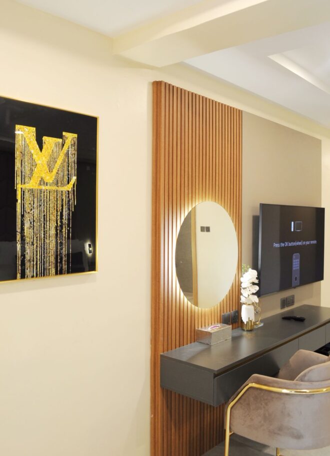 Studio Room